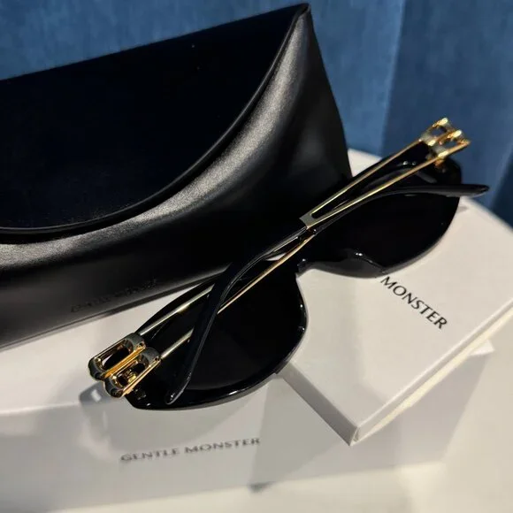 Gentle Monster Designer Oval Black Sunglasses Minimal Luxury Look - Picture 8 of 8